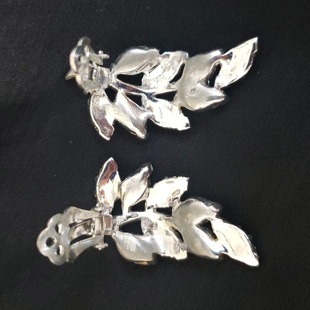 🔥HP🔥VTG Richelieu Rhinestone earclip - Picture 2 of 8